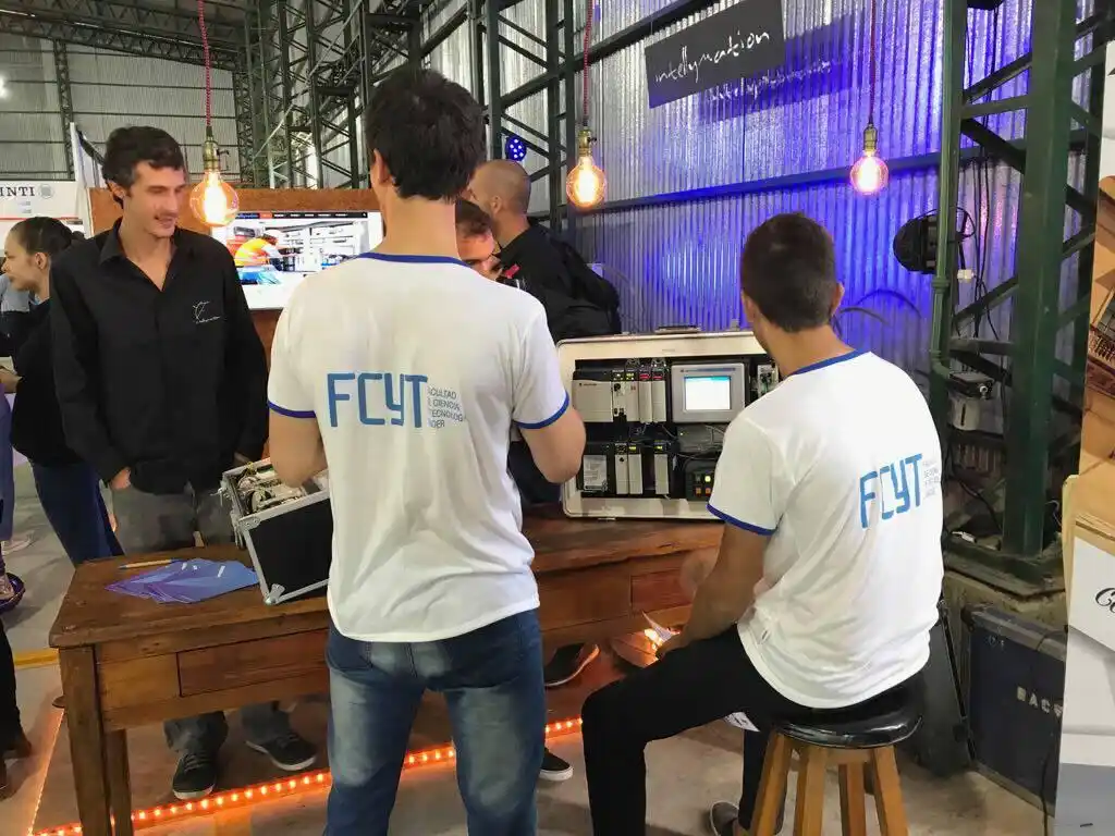 Economía del Conocimiento: Una actividad que vive en la Argentina del revés