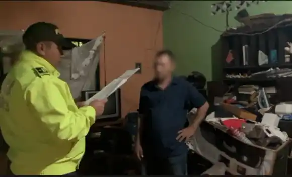 GRABABAN Y TOMABAN FOTOS A SU HIJA: detenida pareja por cometer abusos (+Detalles)