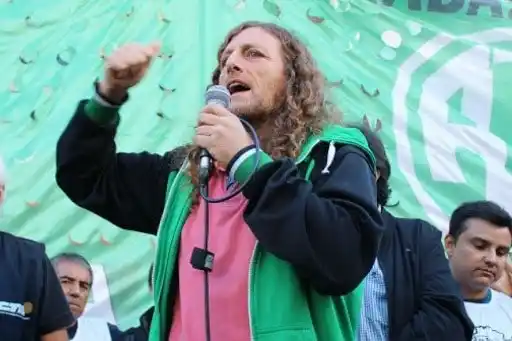 Sin clases en Provincia: Desde ATE dicen que los trabajadores no marchan los domingos porque quieren "ver fútbol"