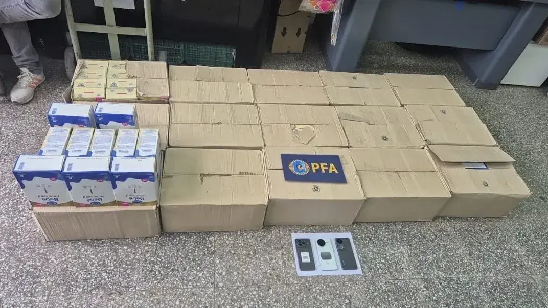 Secuestraron leche maternizada falsificada que se vendía en supermercados: contenía una toxina peligrosa para bebés