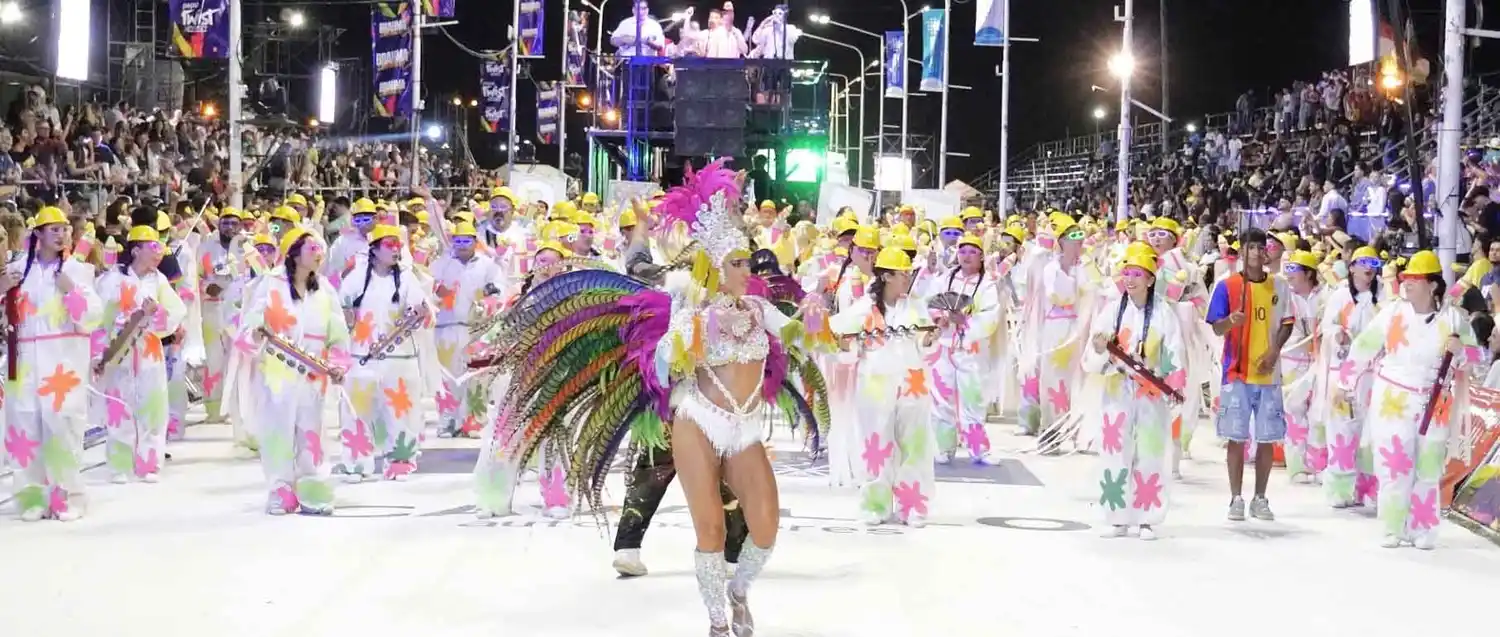 Los integrantes de las comparsas pueden gestionar sus aptos físicos en los centros de salud municipales