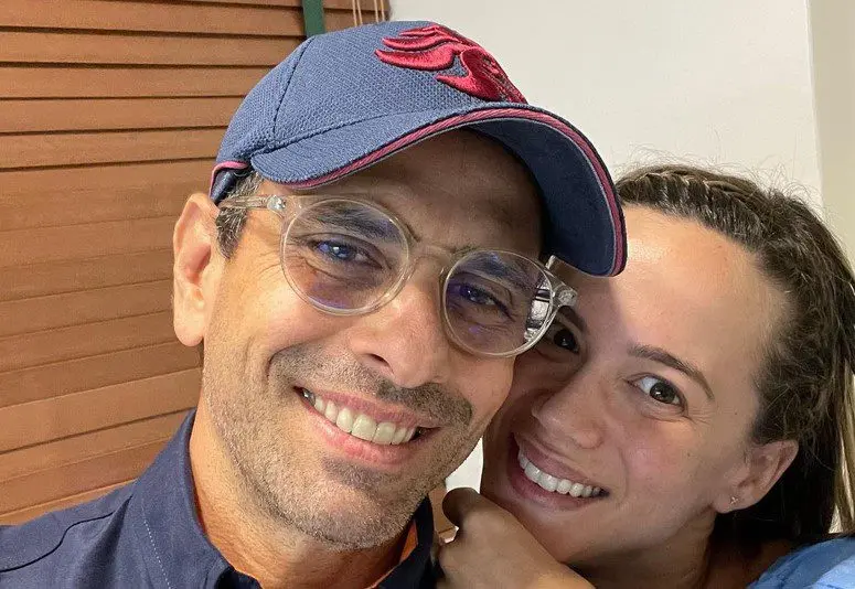 Henrique Capriles y Valeria Valle recibieron a su tercer hijo