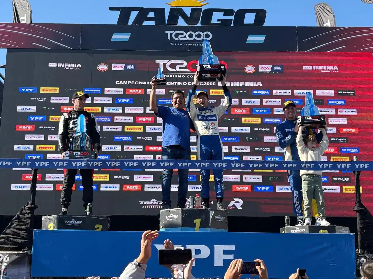 Marcelo Ciarrocchi se alzó con una victoria contundente al mando del Fiat en Rosario. .