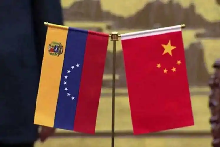 China reacciona a los aranceles anunciados por Trump: pide que NO INTERFIERA EN ASUNTOS DE VENEZUELA (+Video)