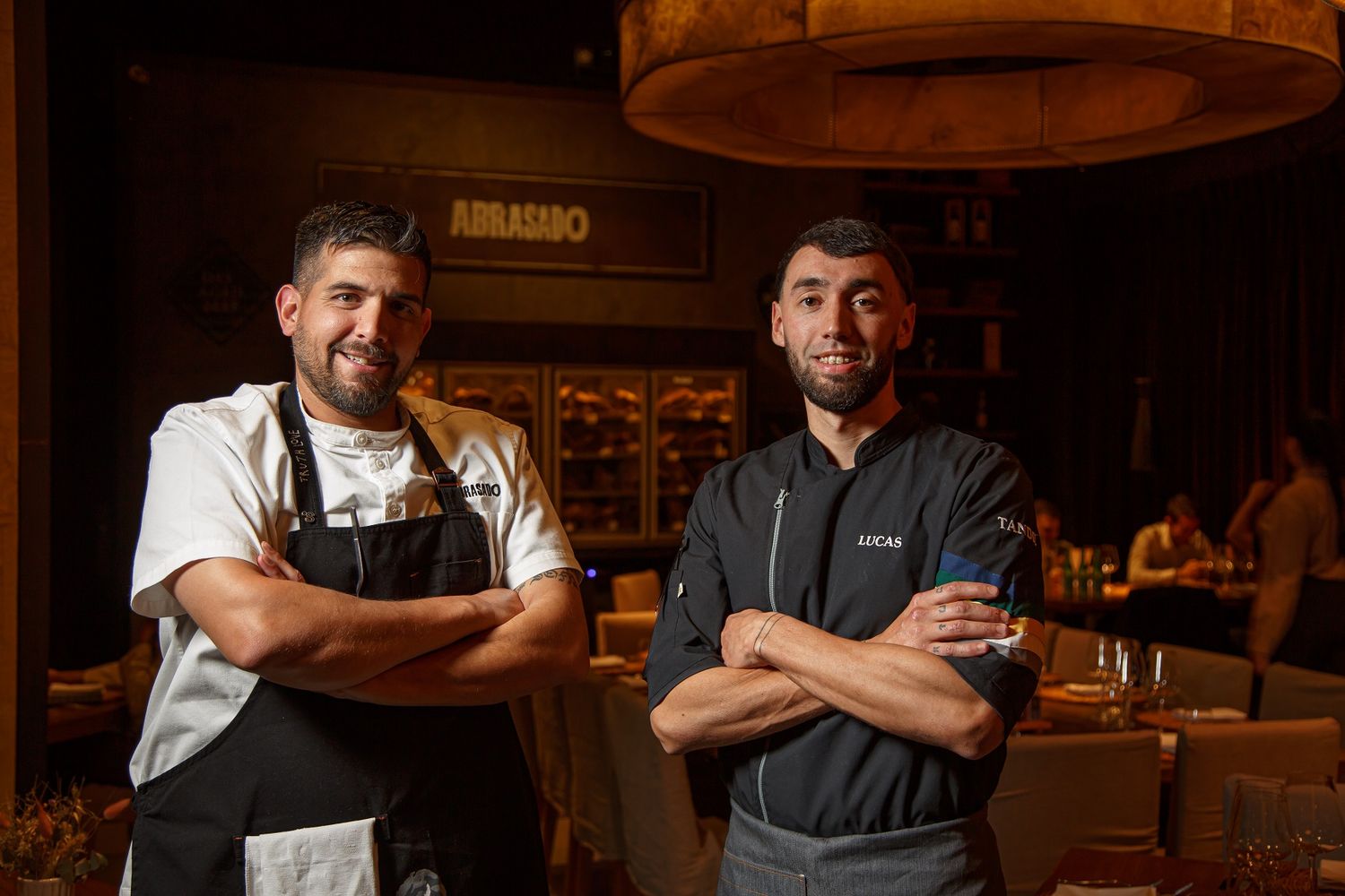 Lucas Pablo, junto a su colega Matías Gutiérrez del restaurante Abrasado.