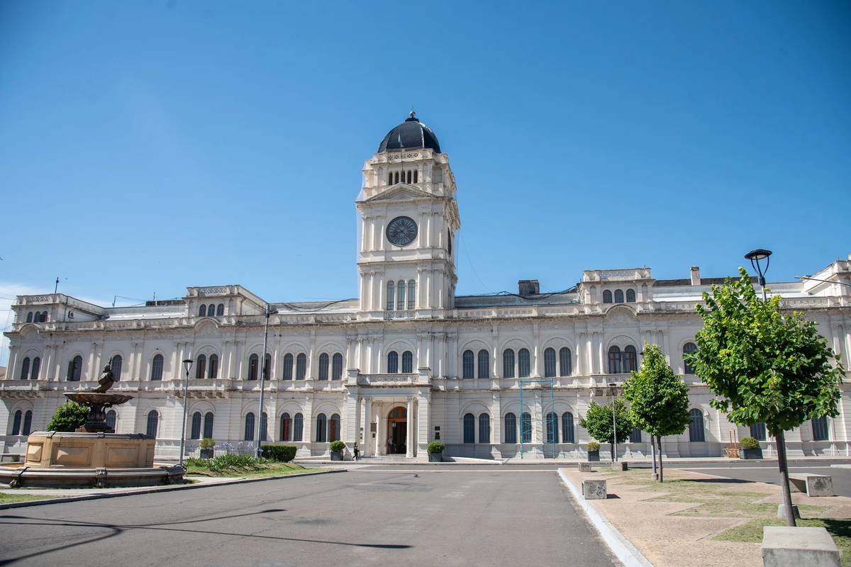 Comienza el cronograma de pagos para la administración pública provincial