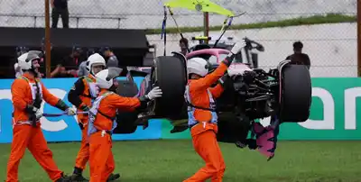 Video: Colapinto sufrió un despiste y abandonó la carrera sprint del Gran Premio de San Pablo