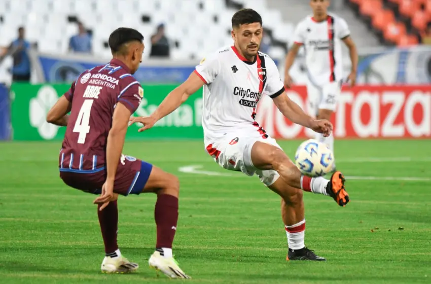 Newell's no estuvo a la altura en Mendoza y cayó 2-0 frente a Godoy Cruz