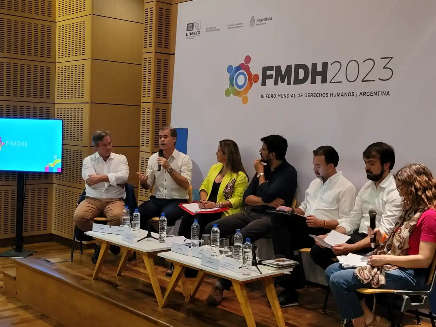 El intendente Piaggio formó parte del III Foro Mundial de Derechos Humanos