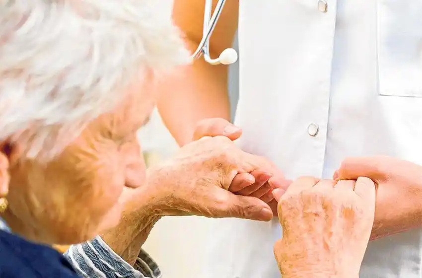 Pakinson: ¿cómo detectarlo y qué tratamientos hay para controlarlo?