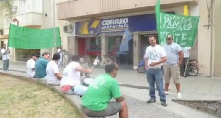 Protesta simbólica de camioneros
