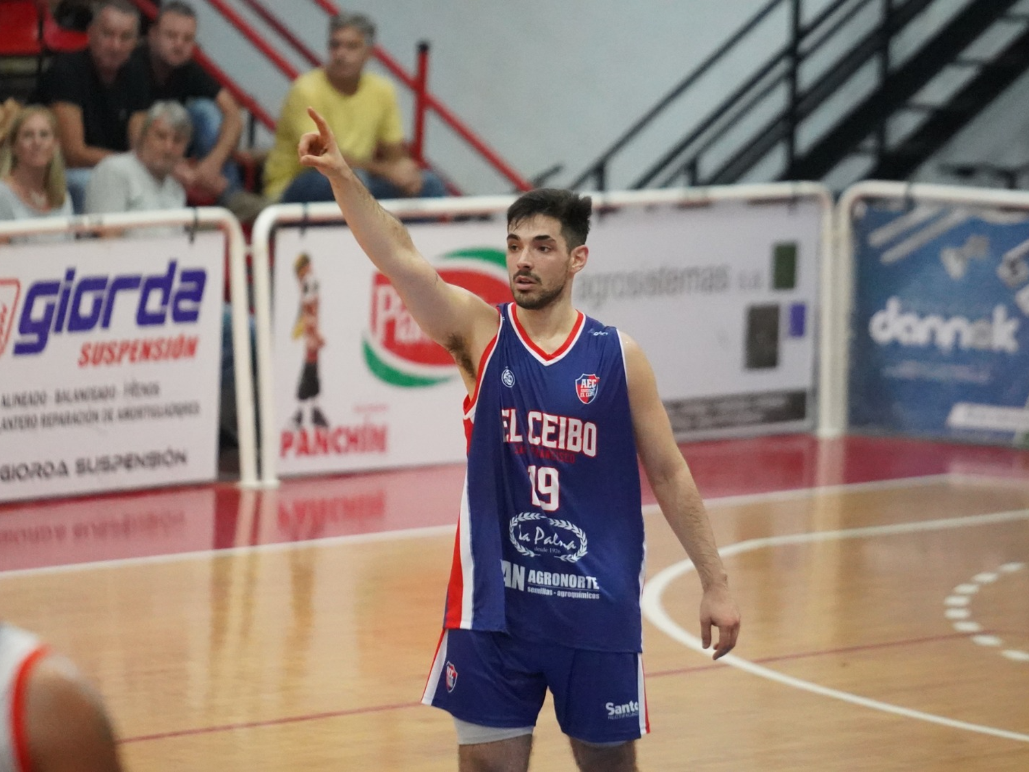 El Ceibo quiere igualar la serie en casa