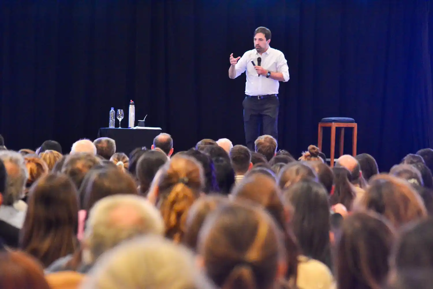 Kreplak en el Congreso Provincial de Salud, en la ciudad de Mar del Plata. (X @nkreplak)