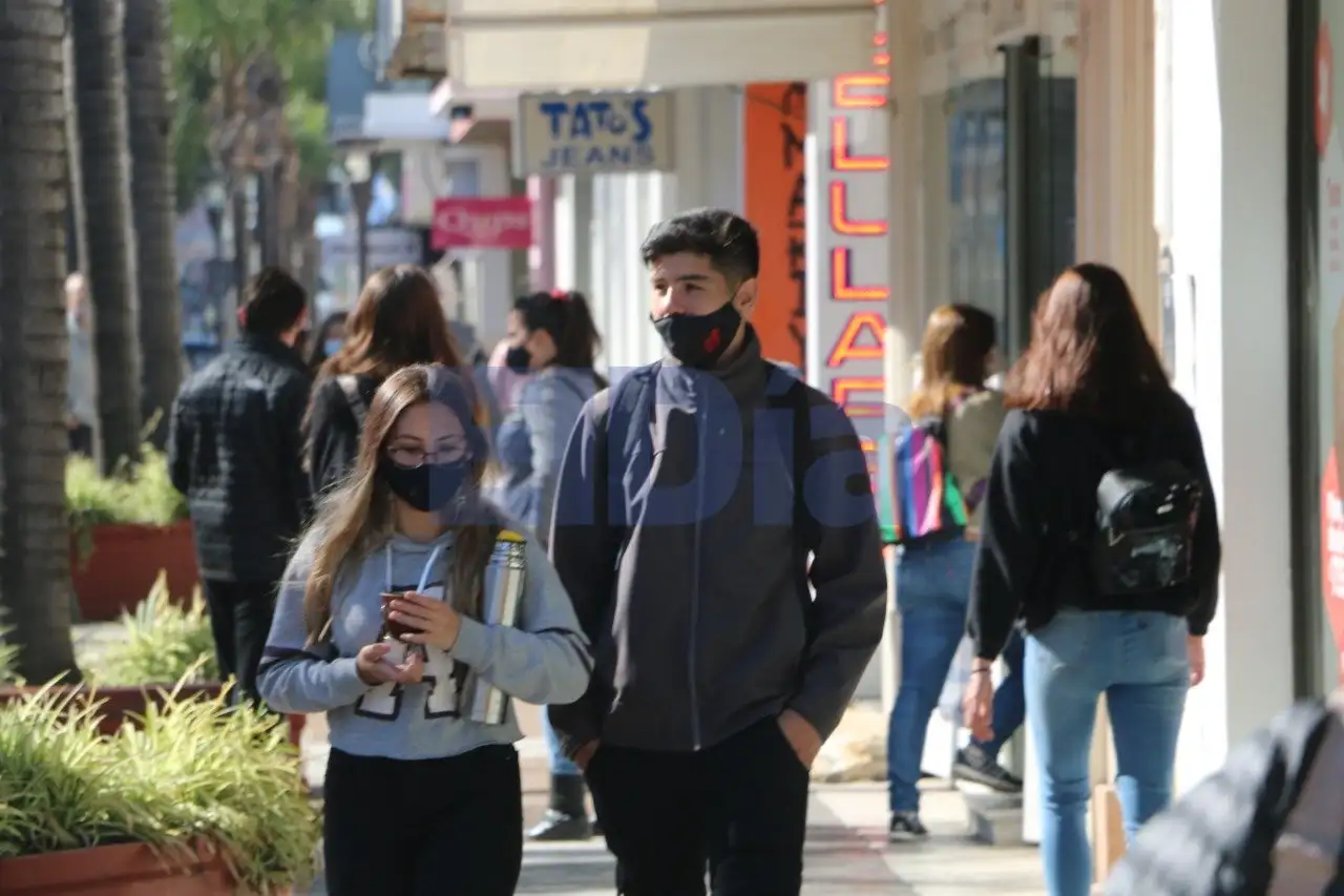 Se produjo otro brusco descenso de infectados en la ciudad este martes