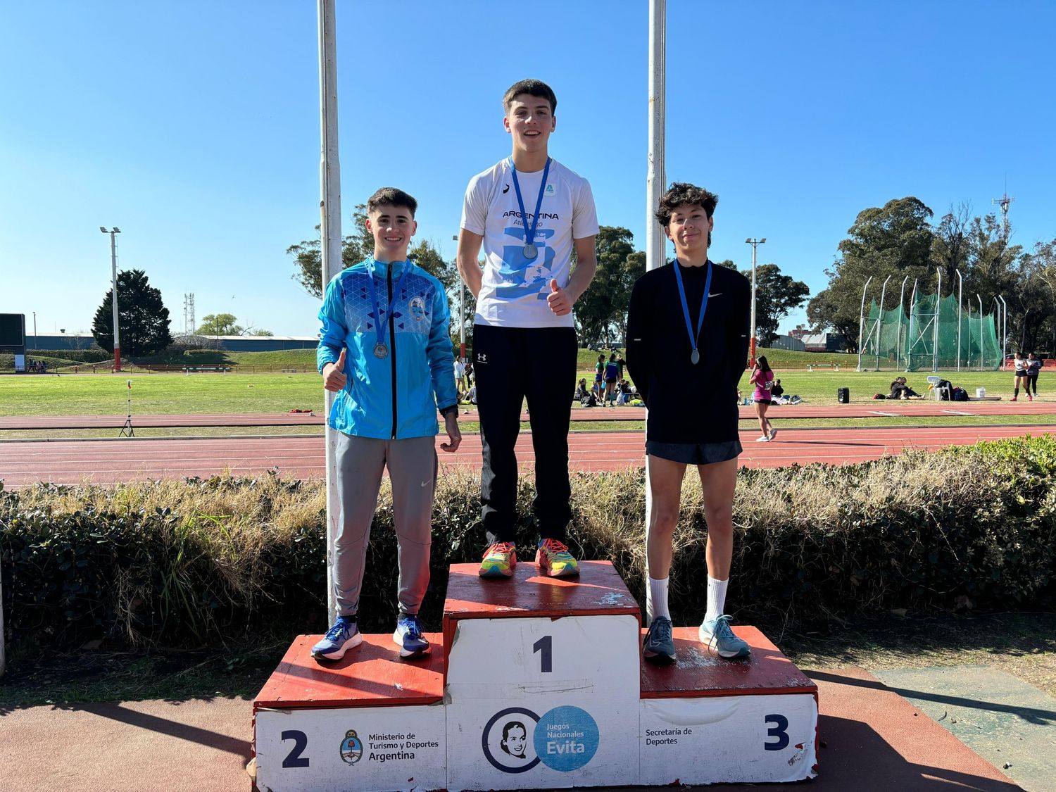 Tiago Rojas medalla de bronce en los 1500 metros llanos