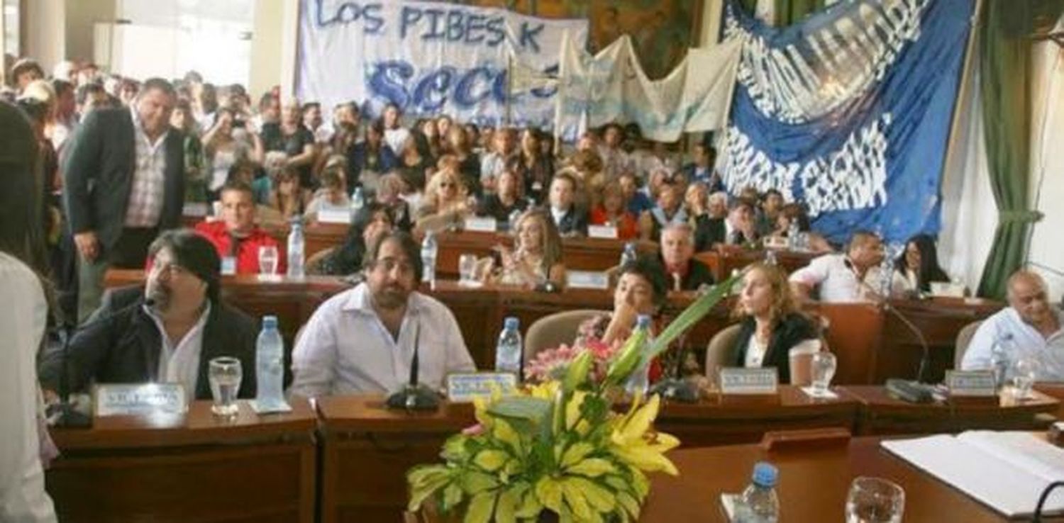 Insólito: Concejales massistas de Ensenada se plegaron al paro de Moyano y Barrionuevo y no fueron a la sesión
