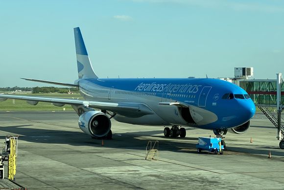 Nuevos vuelos especiales de Aerolíneas Argentinas: San Pablo, Cancún, Miami y Madrid