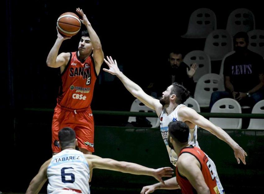 San Martín forzó el tercer juego en el clásico con Regatas