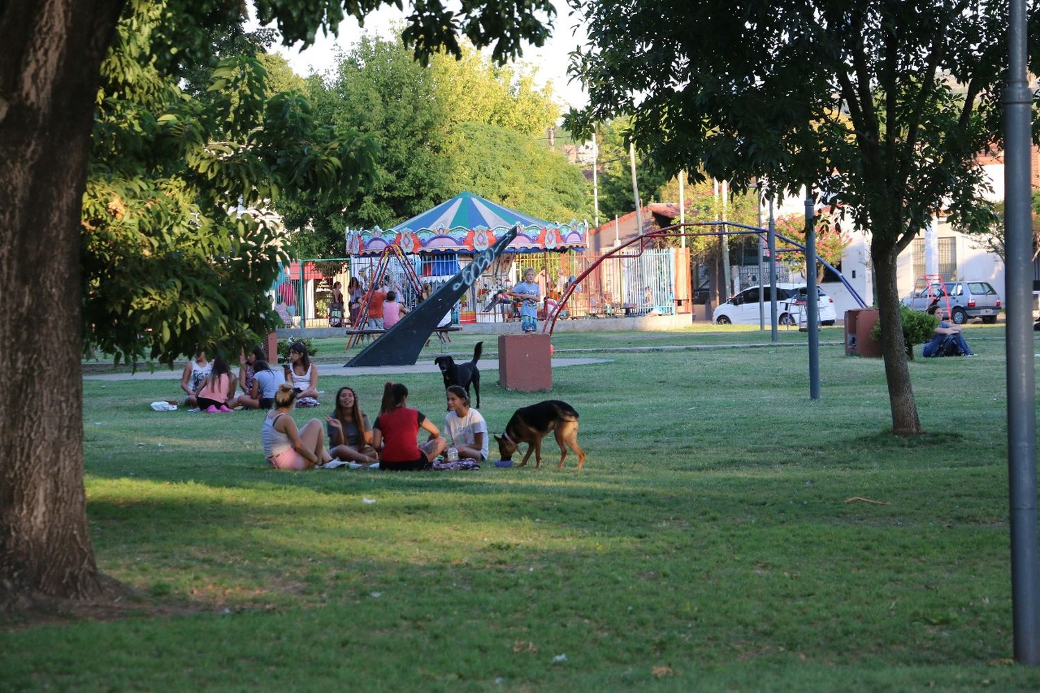 ¿Cuántas plazas hay en Tandil?