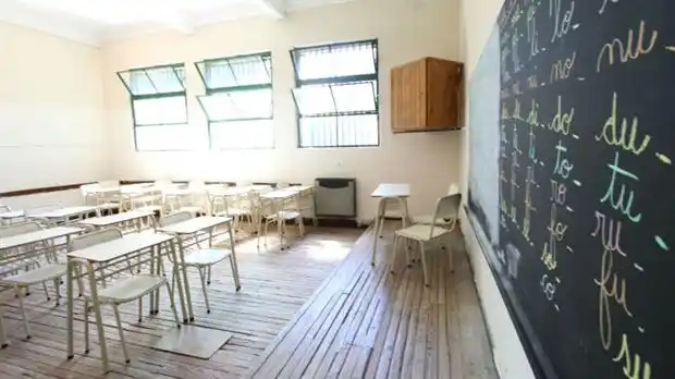 Docentes cuestionan al Gobierno y piden suba de entre 35 y 40% 