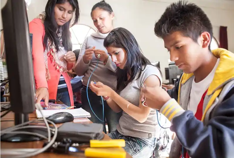 Banco Entre Ríos patrocinará trece proyectos educativos
