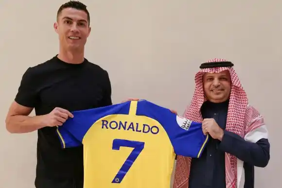 Cristiano Ronaldo acordó su llegada a Al-Nassr
