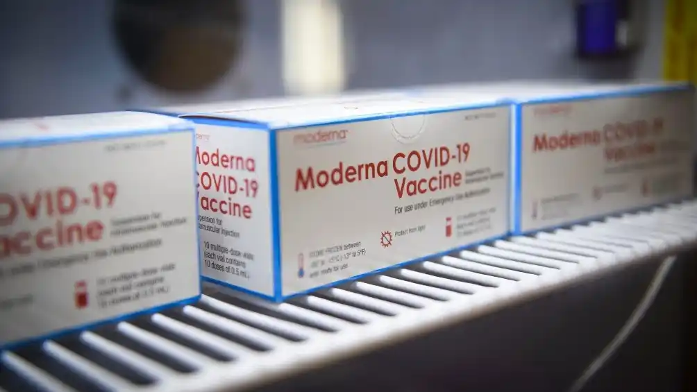 Estados Unidos donará 3.5 millones de vacunas de Moderna a la Argentina