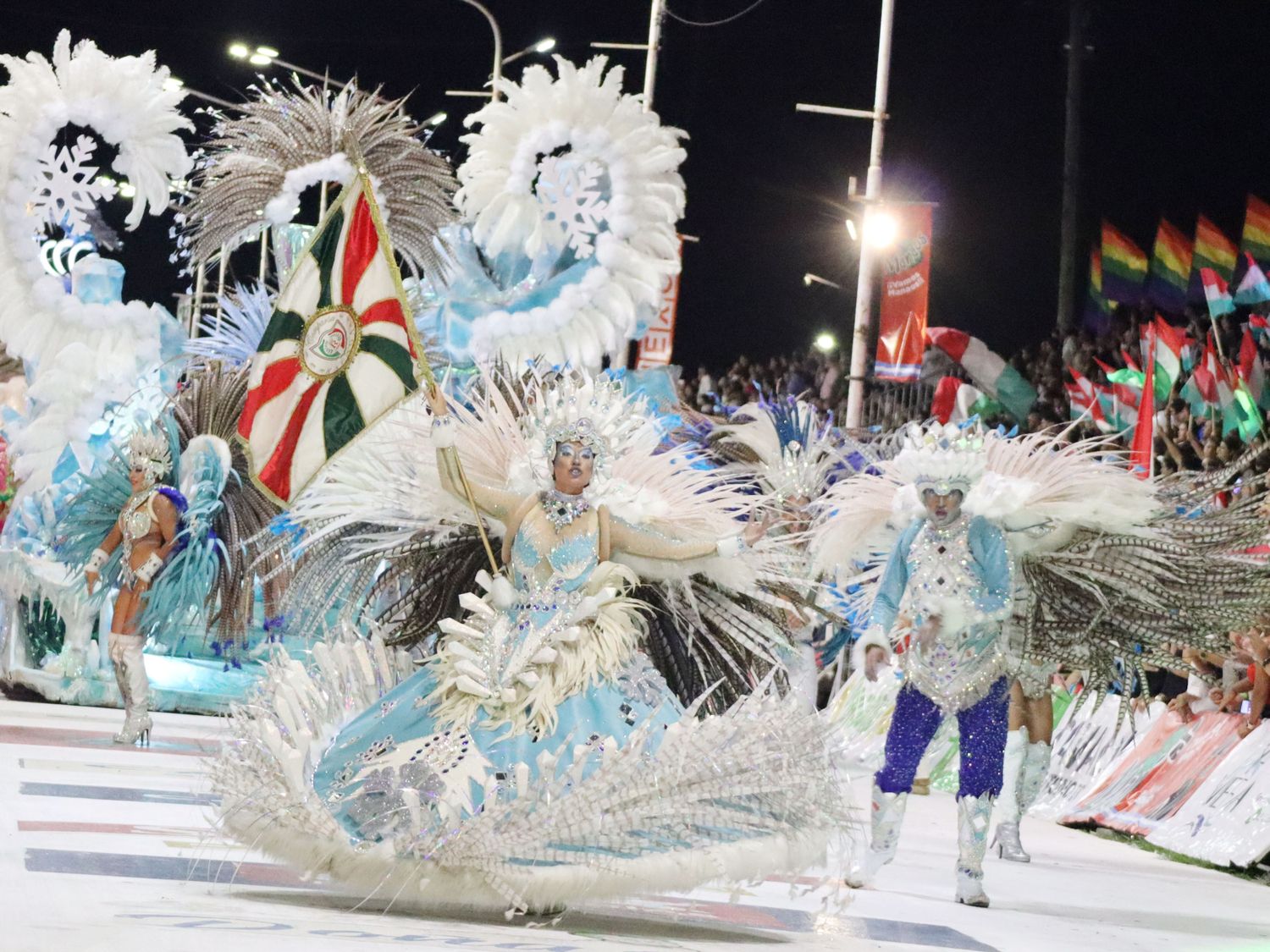 Con un espectáculo inolvidable, el Carnaval de Concordia vivió su última noche