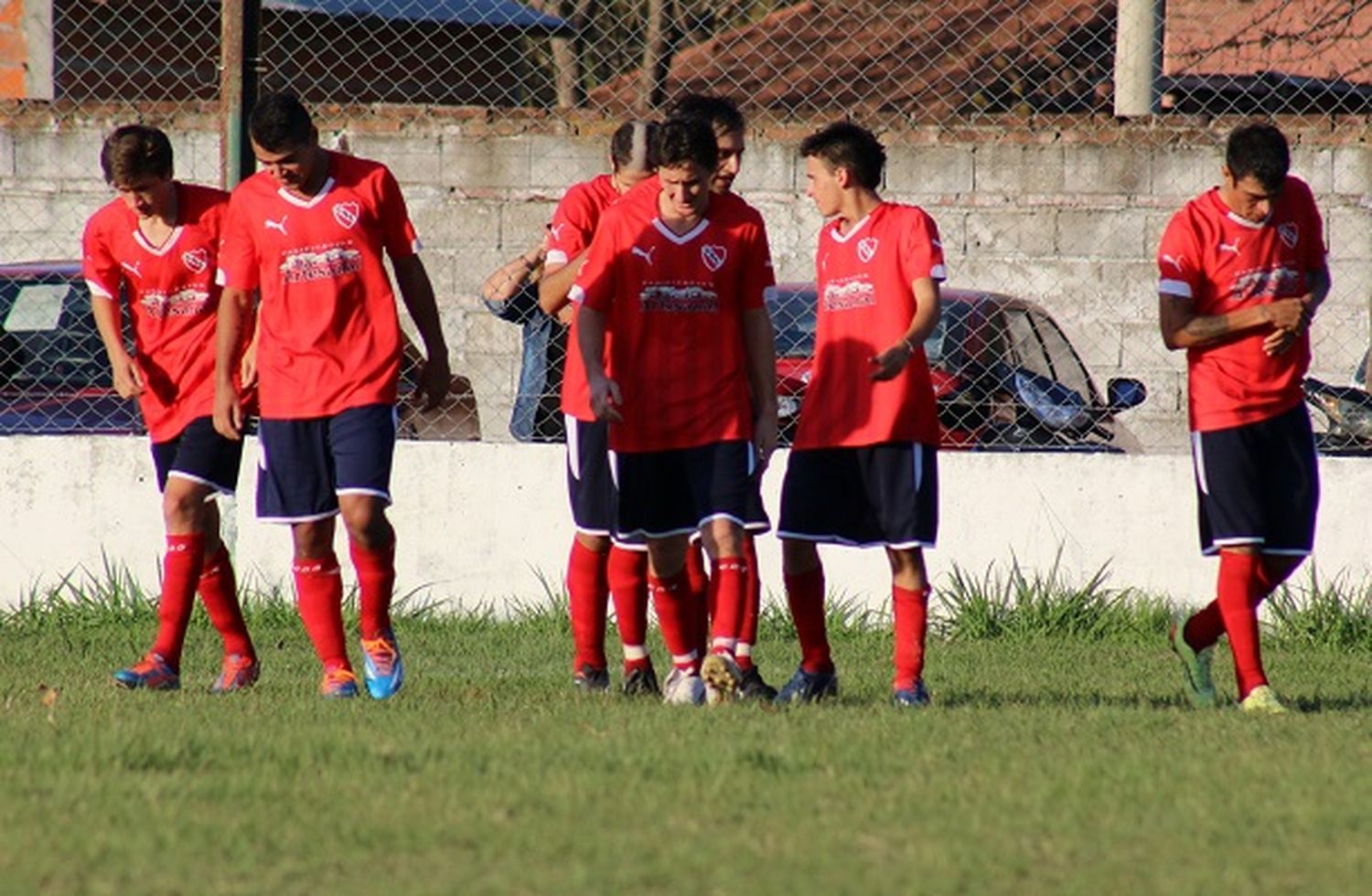 Divisional B: Independiente empató y sigue solo arriba