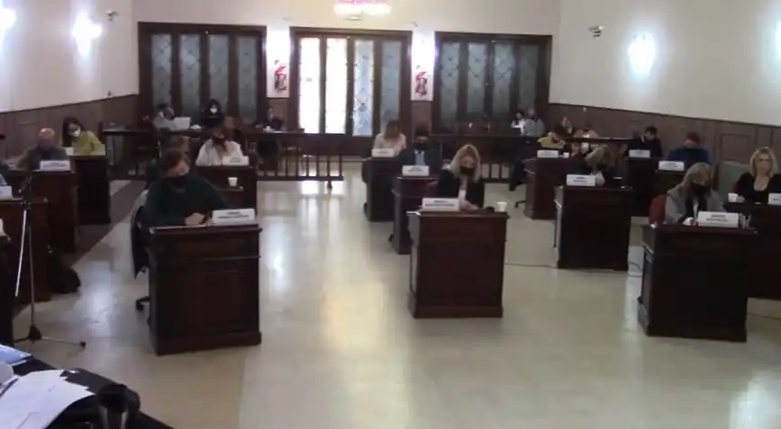 Cuarentena en Olavarría: Avanza proyecto “anti reuniones” privadas con multas que superan el millón de pesos