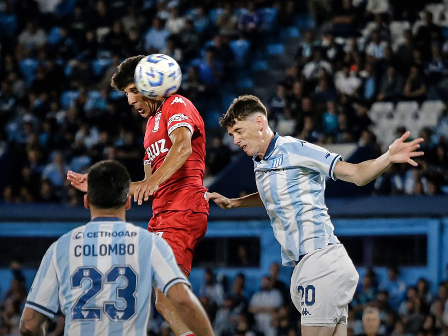 Huracán le propinó a Racing su cuarta derrota consecutiva