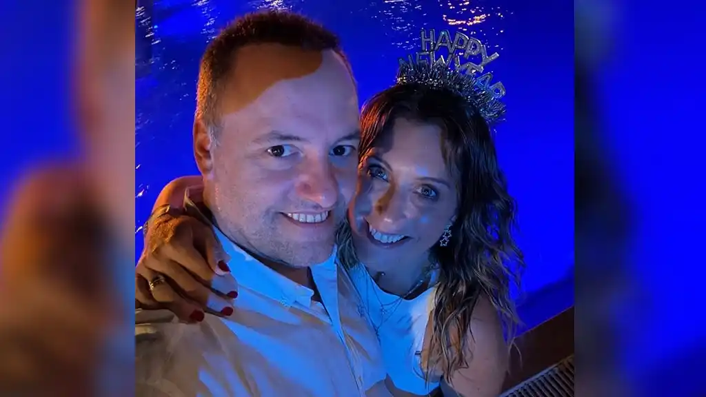 Manuel Adorni y Bettina Angeletti.