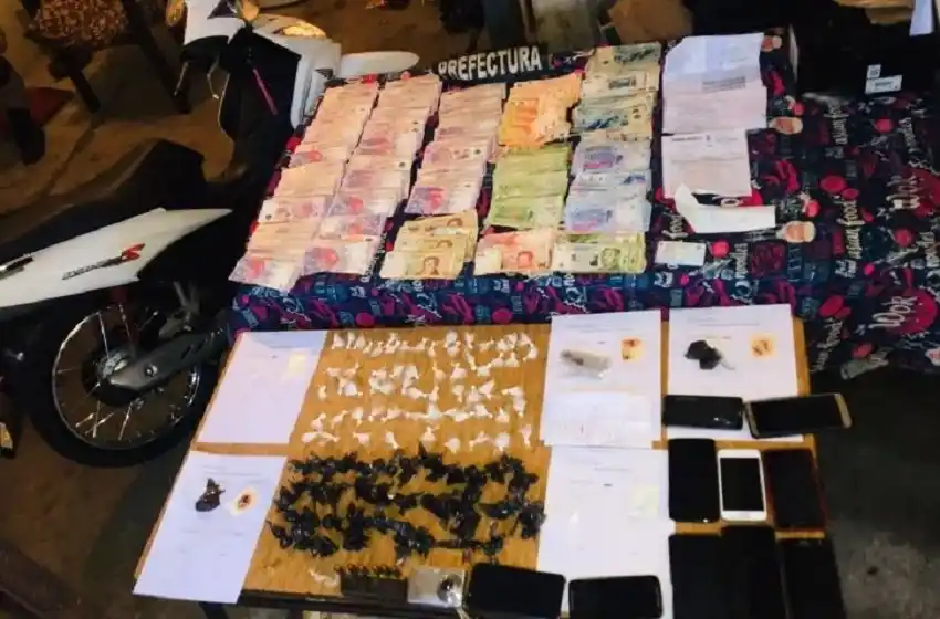 Detuvieron a diez integrantes de un grupo familiar que vendía droga en Rosario