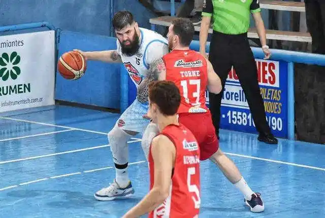 Inicio contundente en las semifinales