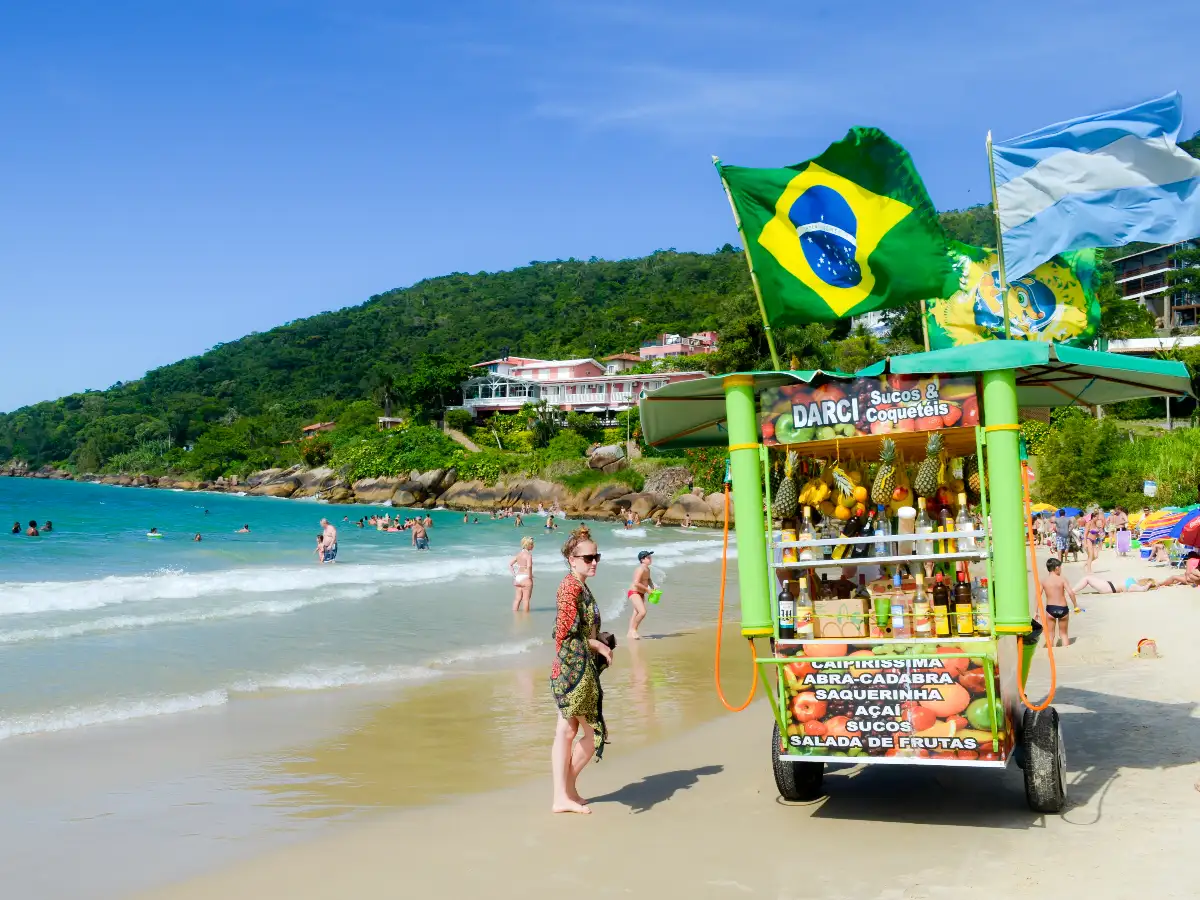 Lanzan en Brasil una campaña para  promover el "portuñol" en el verano