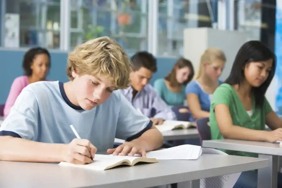 Abren la inscripción al programa “Quedate”, una propuesta de acompañamiento para terminar el secundario