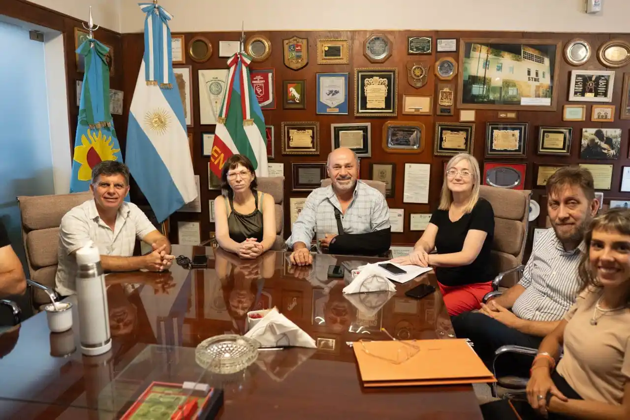 Mario Secco recibió a Silvina Batakis en el despacho municipal.