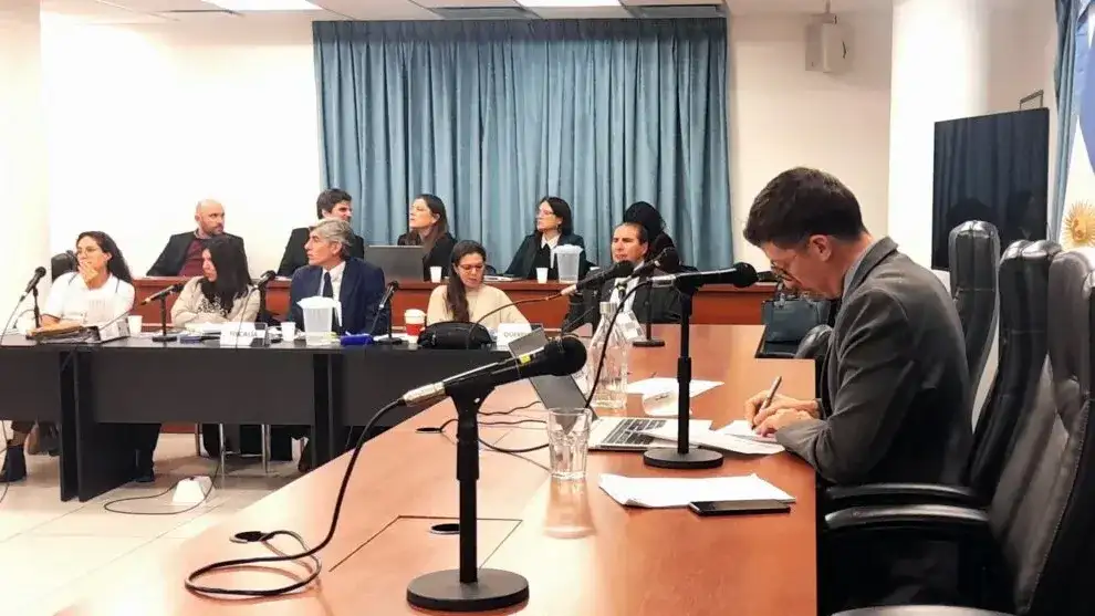 El Poder Judicial lleva el juicio por jurados a las escuelas: buscan formar "una primera camada con cultura juradista"
