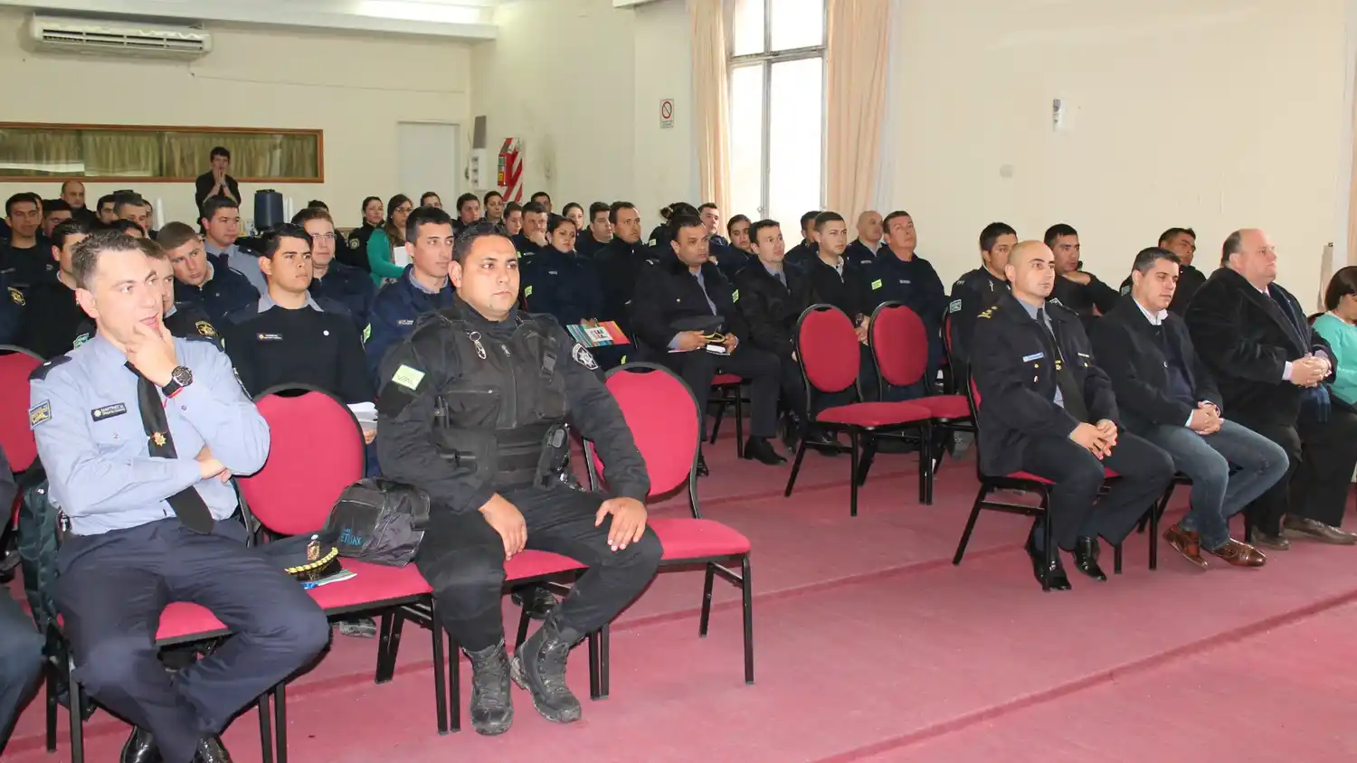 Jornada de formación para agentes de seguridad vial