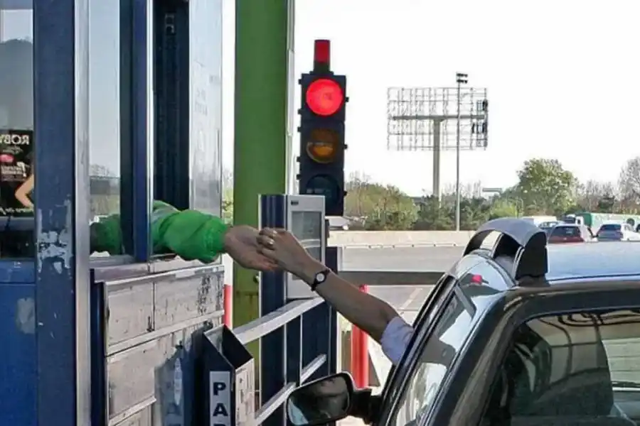 Vale el doble: aumentó el peaje en la Autopista Rosario - Santa Fe