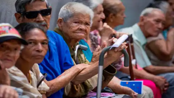 NUEVA LEY DE PENSIONES HURGA LOS BOLSILLOS de los empresarios sin solucionar el problema de fondo: garantizar una vejez digna