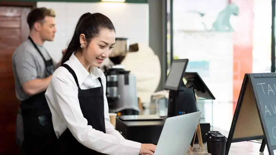 Un estudió reflejó la gran adopción de tecnologías en locales gastronómicos de la ciudad