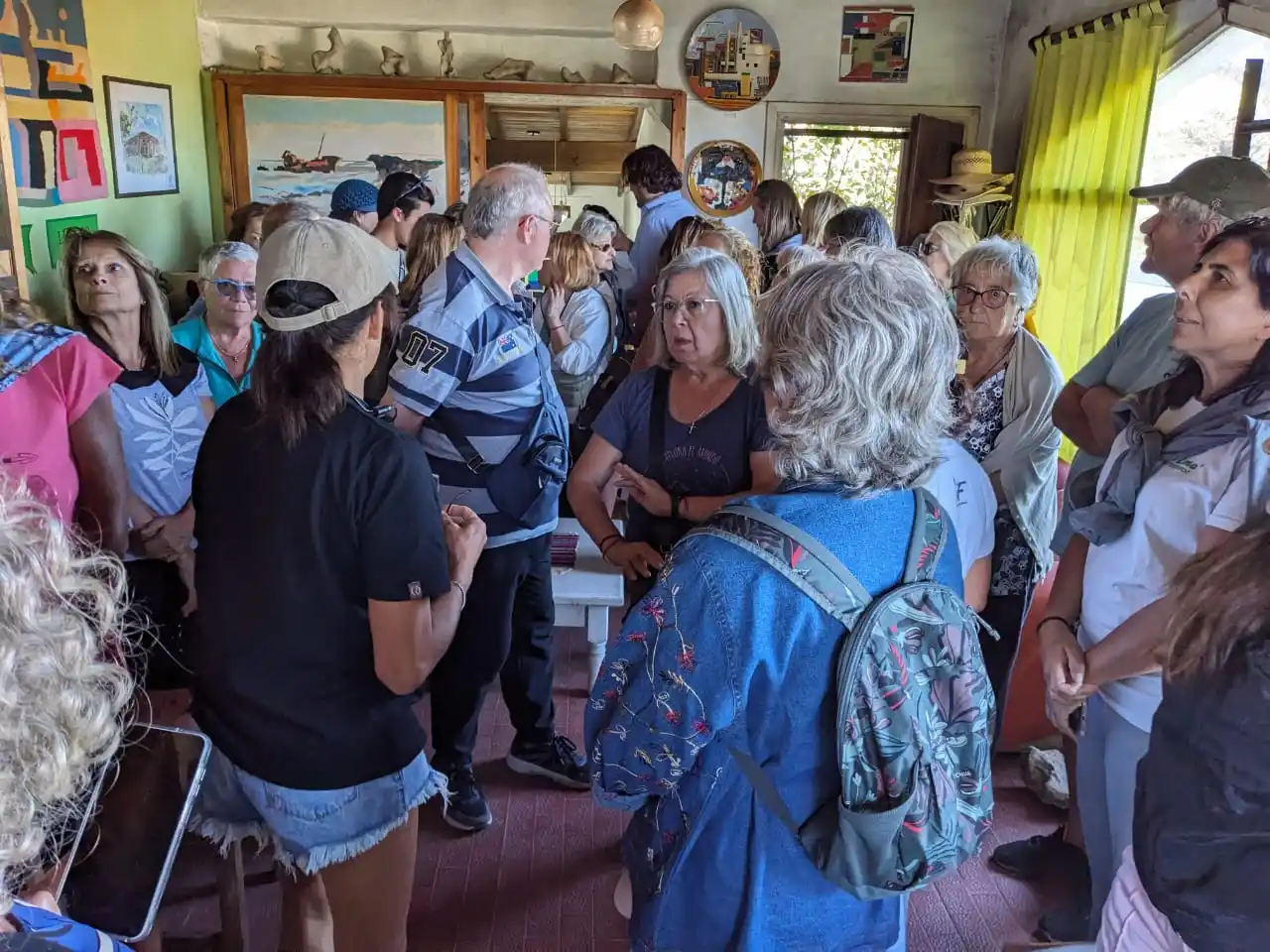 Un grupo de marplatenses visitó el Museo Casa del Faro y conoció la obra de Nicasio Díaz Llanos