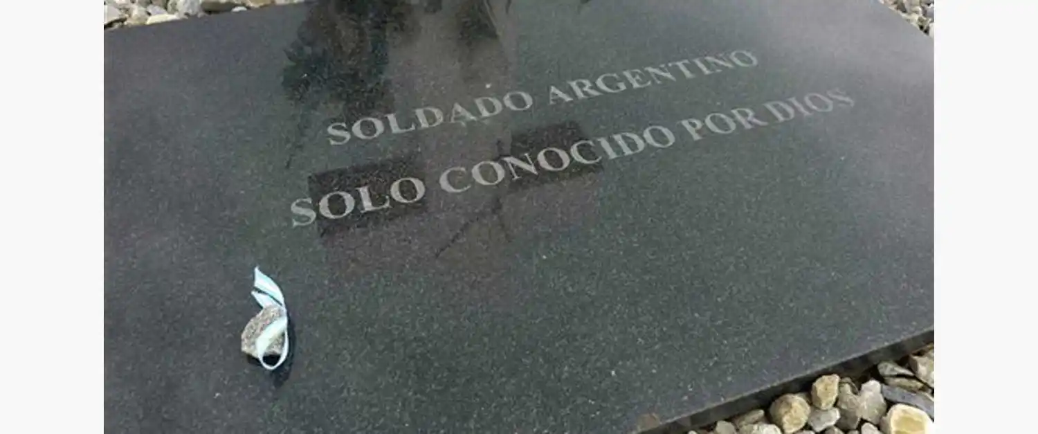 Dos argentinos participarán de las tareas de identificación en Malvinas