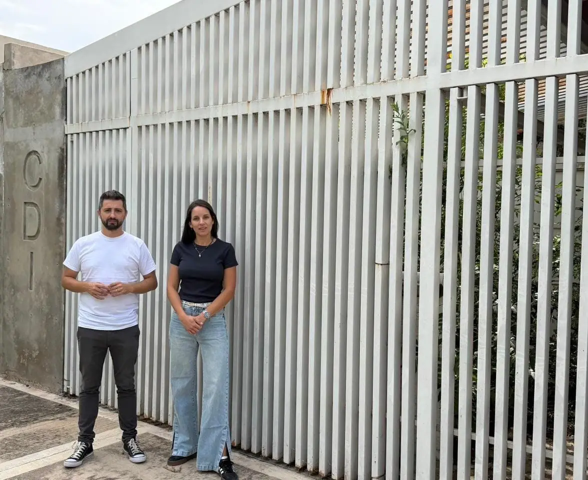 Senn y Caruso denuncian que Viotti abandonó una obra millonaria