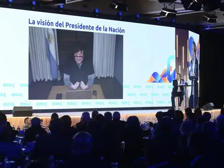 Javier Milei expuso en forma virtual en el Coloquio de Idea.