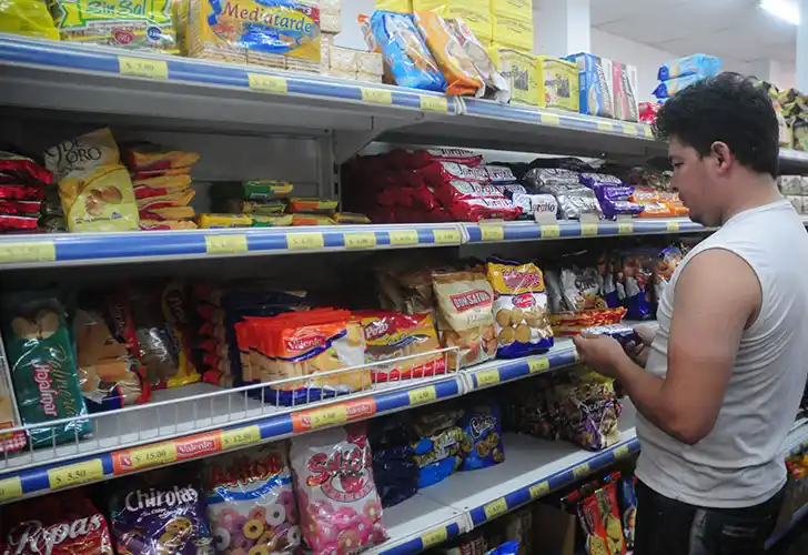 El consumo repta y se va menos al súper