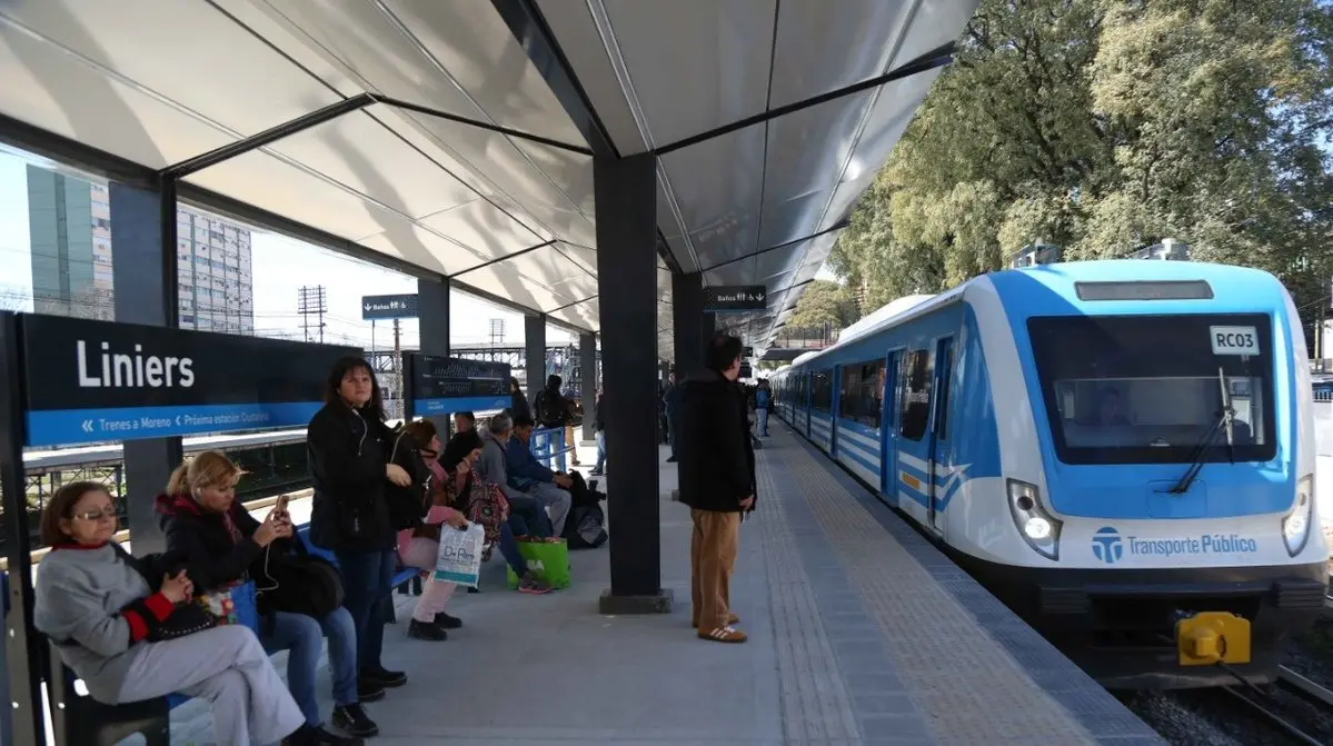La línea Sarmiento presta servicio con normalidad luego de que el Gobierno dictara la conciliación obligatoria y se levantara el paro anunciado por La Fraternidad.