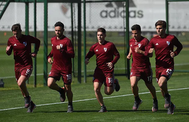 River tuvo un regreso al trabajo con ausencias