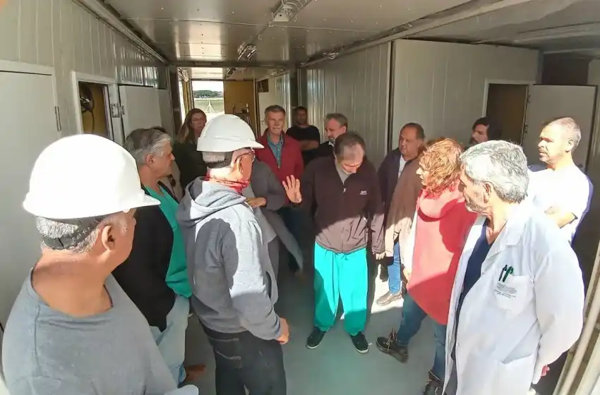 Funcionarios nacionales recorrieron los avances de obras del Hospital Modular